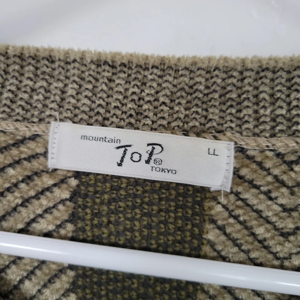 Mountain Top Tokyo LL XL Men's Oversized Grandpa Sweater Green Striped Chenille